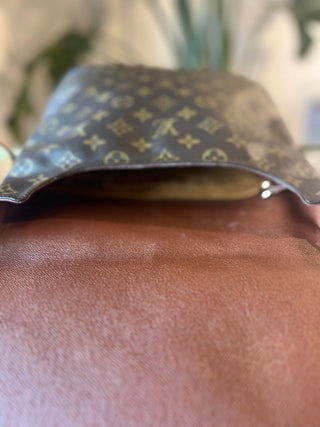 LOUIS VUITTON Monogram Musette GM