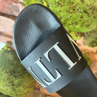 VALENTINO Black Rubber Logo Slides SZ 41 (11 US)