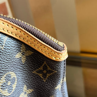 LOUIS VUITTON Lockit Vertical Brown Monogram Canvas Tote