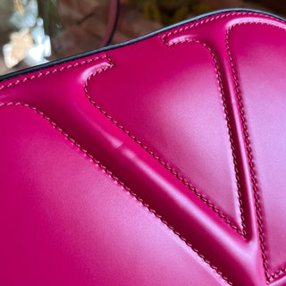 VALENTINO V Logo Walk Fuchsia Leather Crossbody Bag