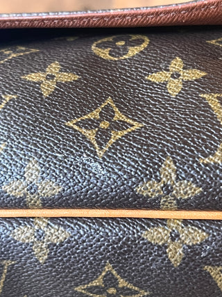 LOUIS VUITTON Monogram Musette GM