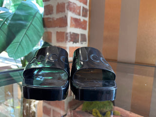 GUCCI Black Rubber Logo Platform Sandals