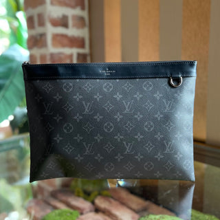 LOUIS VUITTON Black Discovery Monogram Eclipse Pochette Document Holder