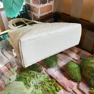 CHANEL CC Tote Cream Quilted Caviar Leather Vintage Tote Bag