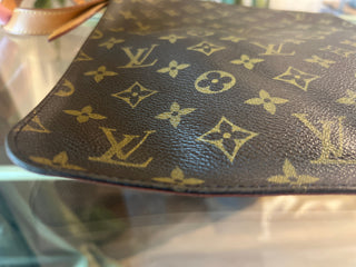 LOUIS VUITTON Monogram Musette GM