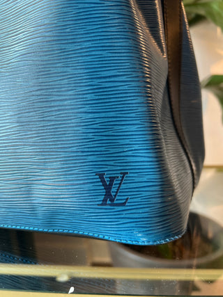 LOUIS VUITTON Blue Epi Bucket MM