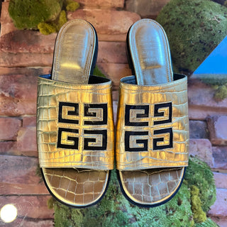 GIVENCHY 4G Cut Out Gold Metallic Leather Slip On Sandals SZ 39 (9 US)