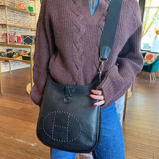 HERMES Evelyne PM Taurillon Clemence Crossbody