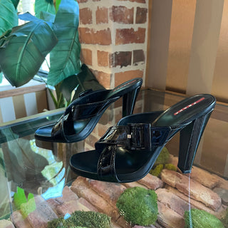 PRADA Black Patent Leather Heels 40
