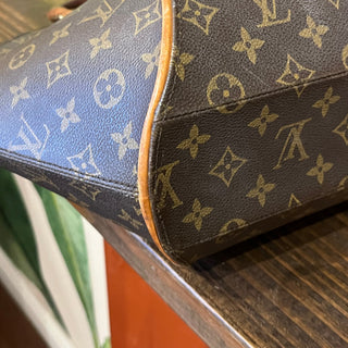 LOUIS VUITTON Ellipse MM Monogram Canvas Top Handle Bag