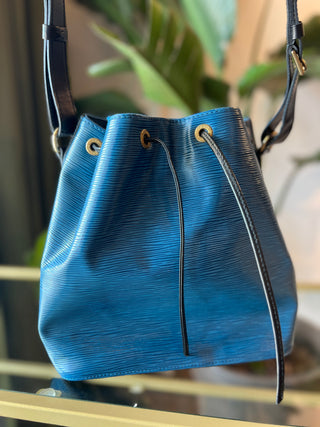 LOUIS VUITTON Blue Epi Bucket MM