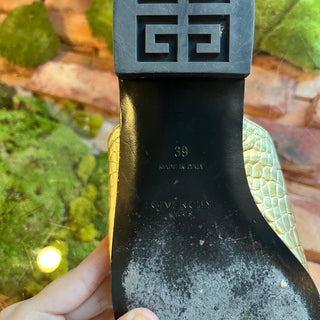 GIVENCHY 4G Cut Out Gold Metallic Leather Slip On Sandals SZ 39 (9 US)