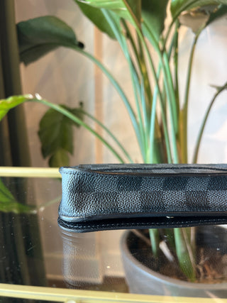LOUIS VUITTON Damier Graphite Belt Pochette