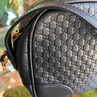 GUCCI Bree Black Guccissima Leather Crossbody Bag