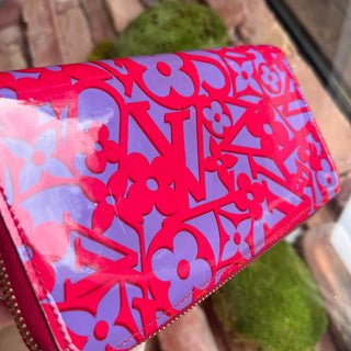 LOUIS VUITTON Limited Edition Zippy Rose Indian Monogram Wallet