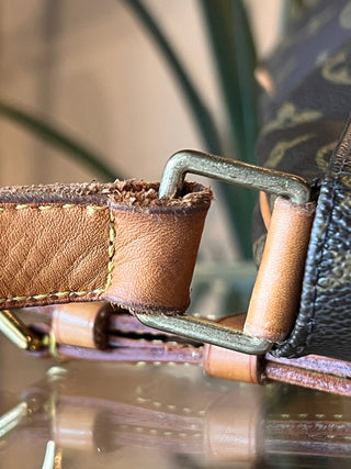 LOUIS VUITTON Monogram Musette GM