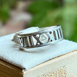 TIFFANY&CO 925 Sterling Silver Roman Numeral Atlas Ring SZ6.75