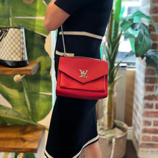 LOUIS VUITTON MyLockMe Chain BB Red Leather Crossbody bag