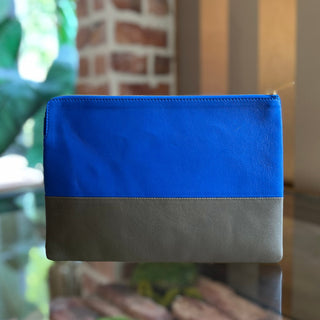 CELINE Solo Lambskin Clutch