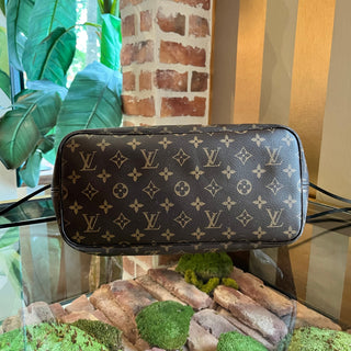 LOUIS VUITTON Neverfull MM Monogram Canvas World Tour Tote ADI11209