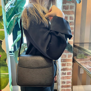 LOUIS VUITTON Bucci Black Epi Vintage Shoulder Bag