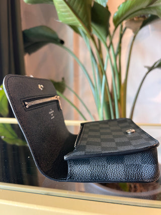 LOUIS VUITTON Damier Graphite Belt Pochette