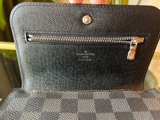 LOUIS VUITTON Damier Graphite Belt Pochette