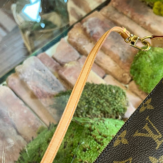 LOUIS VUITTON  Pochette Accessories Brown Monogram Canvas Shoulder Bag