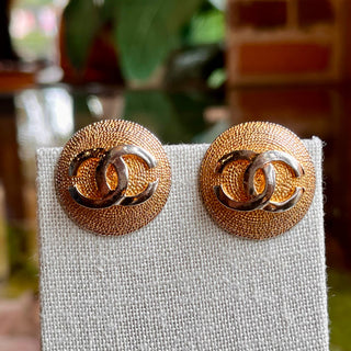 CHANEL CC Clip On Round Gold-Plated Vintage Earrings