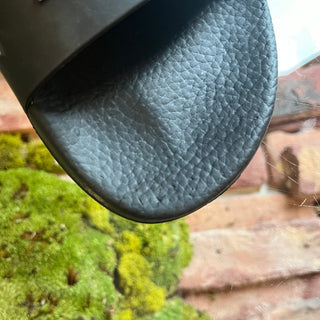 VALENTINO Black Rubber Logo Slides SZ 41 (11 US)