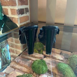 PRADA Black Patent Leather Heels 40