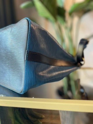 LOUIS VUITTON Blue Epi Bucket MM