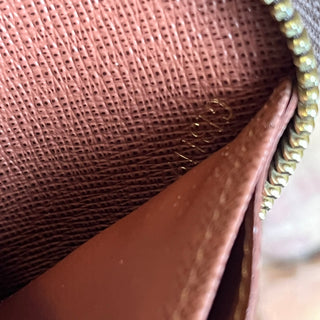 LOUIS VUITTON Zippy Monogram Canvas Wallet