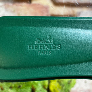 HERMES Oran Vert Electrique Calfskin Leather Sandals SZ 39.5 (9.5 US)