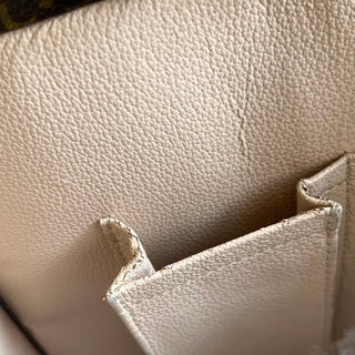LOUIS VUITTON Sac Plat Monogram Canvas Tote