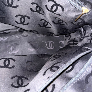 CHANEL Chocolate Bar Quilted Caviar Leather Tote Bag DIA299