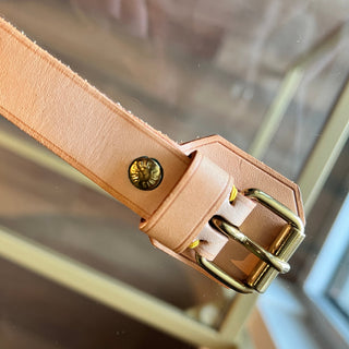 LOUIS VUITTON Vachetta Leather Adjustable Shoulder Strap