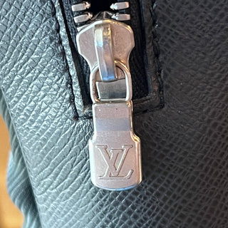 LOUIS VUITTON Taiga Canvas Sayan Messenger
