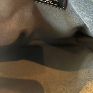 LOUIS VUITTON Taiga Canvas Sayan Messenger