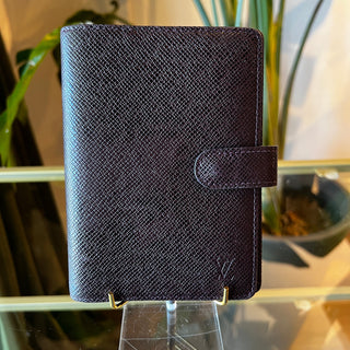 LOUIS VUITTON Taiga Brown Leather Small Agenda Cover
