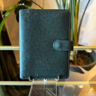 LOUIS VUITTON Taïga Green Ring Agenda Cover