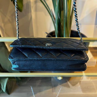 CHANEL Interlocking CC Black Wallet On Chain