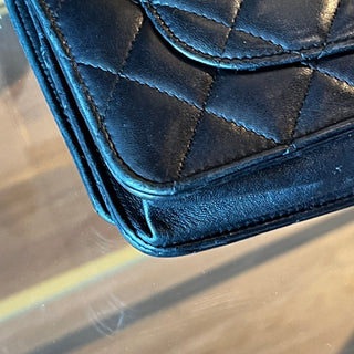 CHANEL Interlocking CC Black Wallet On Chain