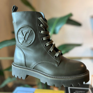 LOUIS VUITTON Military Green Territory Boots