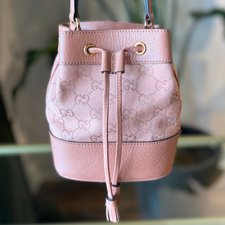 GUCCI GG Supreme Mini Bucket Bag