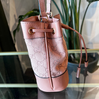 GUCCI GG Supreme Mini Bucket Bag